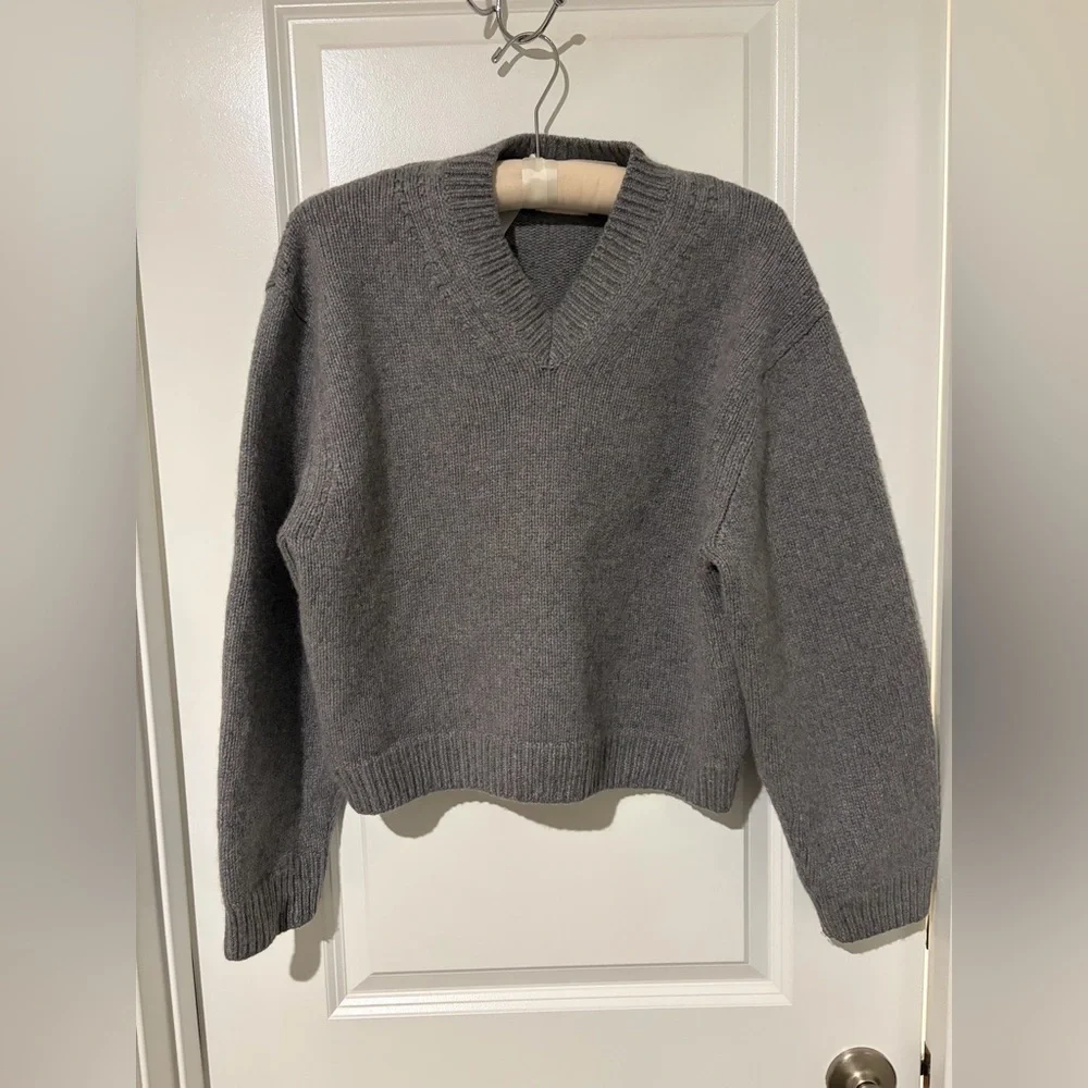 Doen Heirloom Geonna Sweater in Morning Mist - Picture 2 of 7